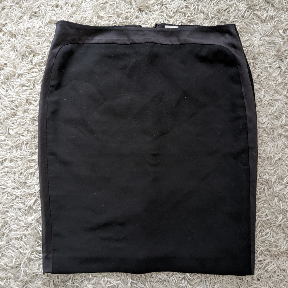 Anne Klein size 8 black pencil skirt